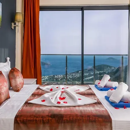Tarabya - Hill Kalkan