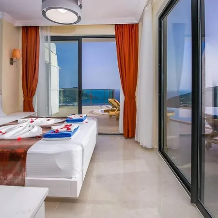 Tarabya - Hill Vila *